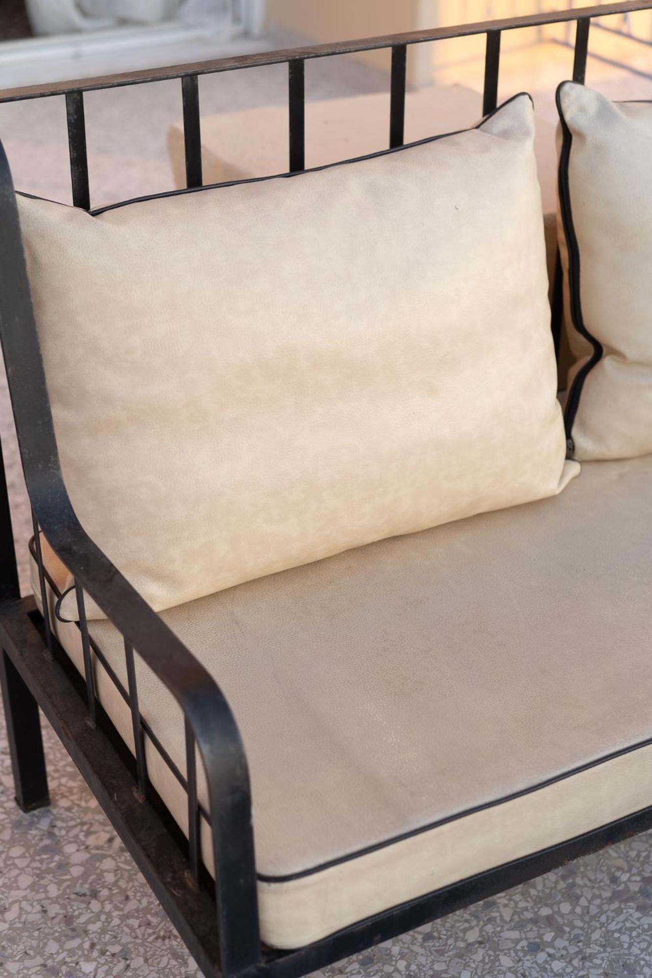 Central Mytilene City-View Apartment For 7 מראה חיצוני תמונה